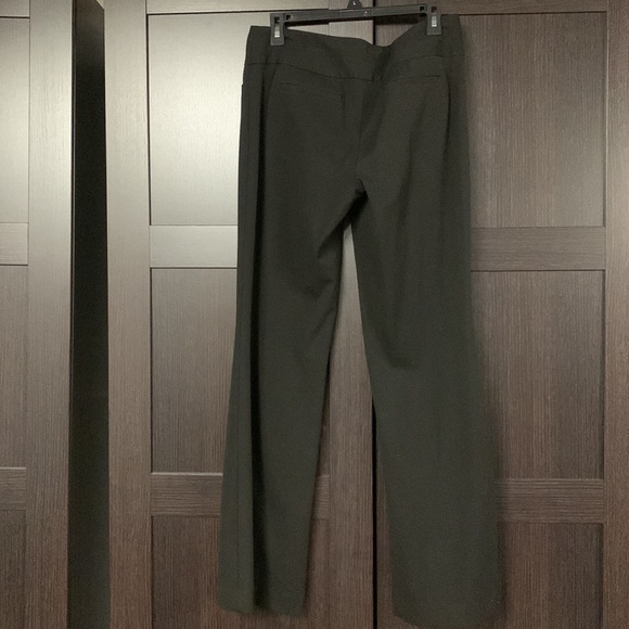 Express Editor Black Pant 6R - Picture 2 of 7